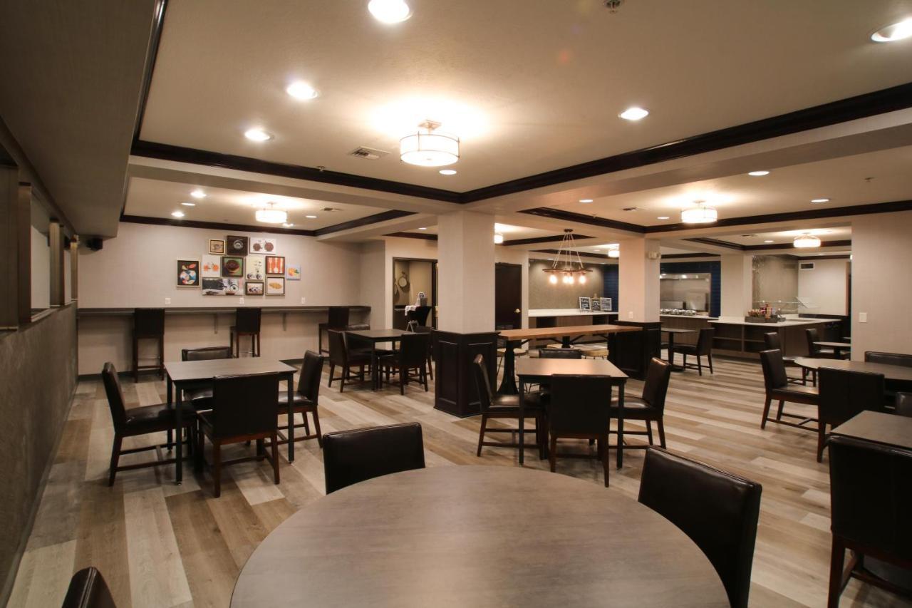 Oxford Suites Spokane Downtown Dış mekan fotoğraf