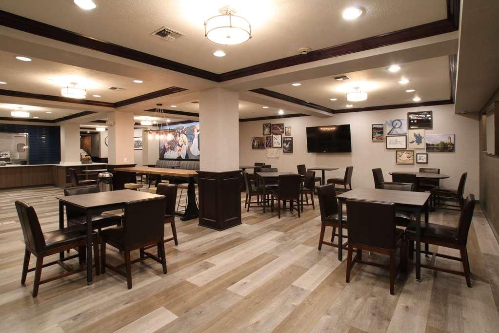 Oxford Suites Spokane Downtown Konforlar fotoğraf