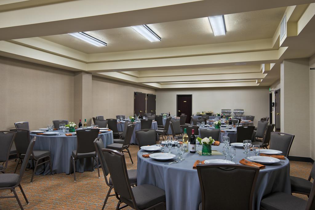 Oxford Suites Spokane Downtown Dış mekan fotoğraf