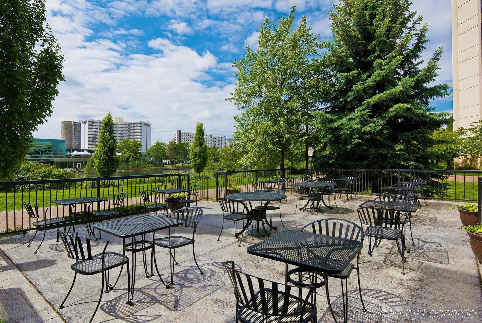 Oxford Suites Spokane Downtown Dış mekan fotoğraf