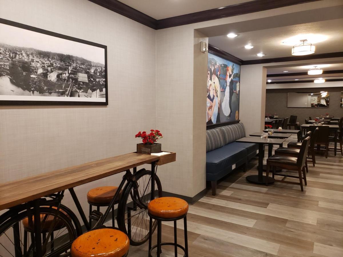 Oxford Suites Spokane Downtown Dış mekan fotoğraf